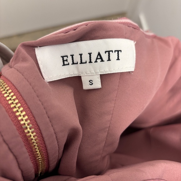 Elliatt Esther Dress in Pink/Plum - Picture 5 of 7